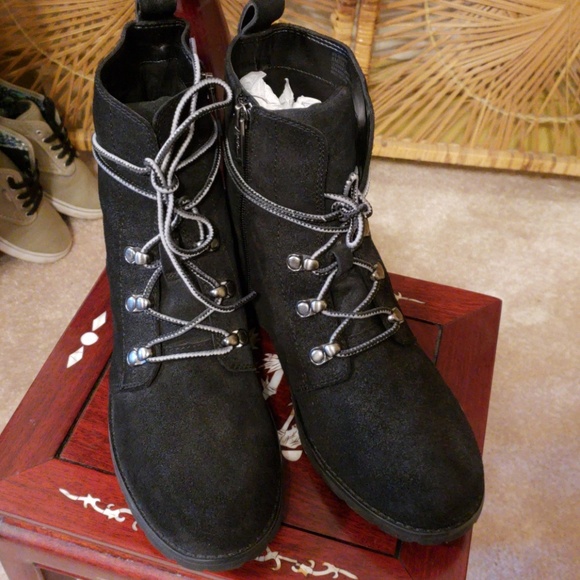 BCBG Hiking Boot - Picture 1 of 4